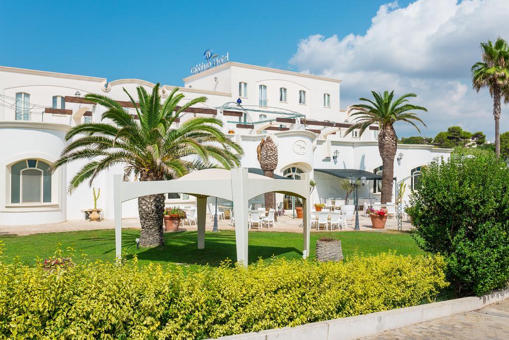 Nicolaus Prime Il Gabbiano Hotel Pulsano Exterior photo